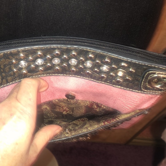 Pretty Pink Rhinestone Crossbody Purse - Picture 4 of 14